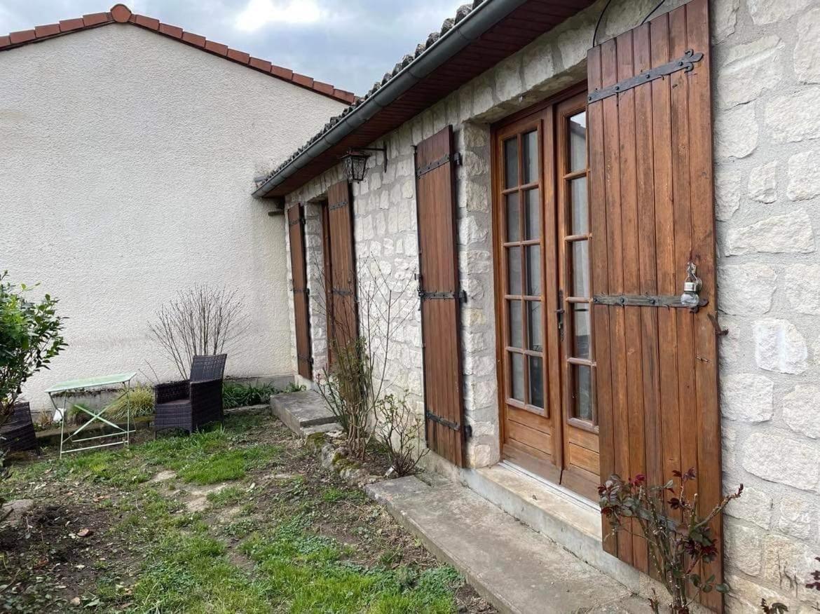 May'S Cottage Availles-Limouzine Eksteriør bilde
